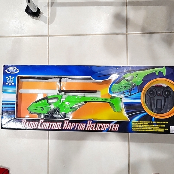 Radio Control Raptor Helicopter - Picture 2 of 3